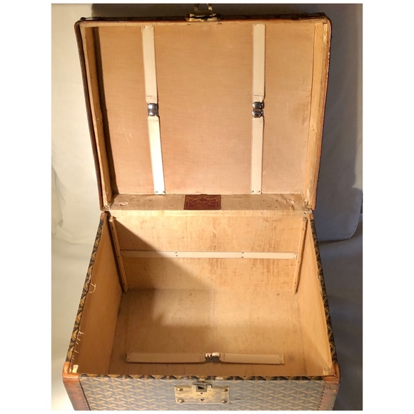 SOLD - Picture 6 of 8